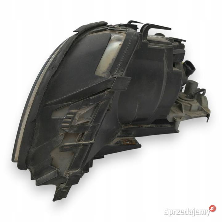 LAMPA PRAWA BMW Seria 3 E46 sedan XENON przednia Chełm