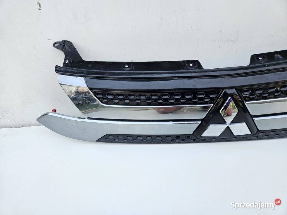 MITSUBISHI OUTLANDER III 3 LIFT GRILL ATRAPA