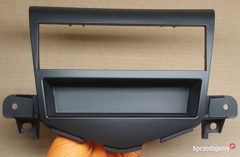 CARAV 11053 OBUDOWA RAMKA RADIA 1 DIN CHEVROLET Mielęcin