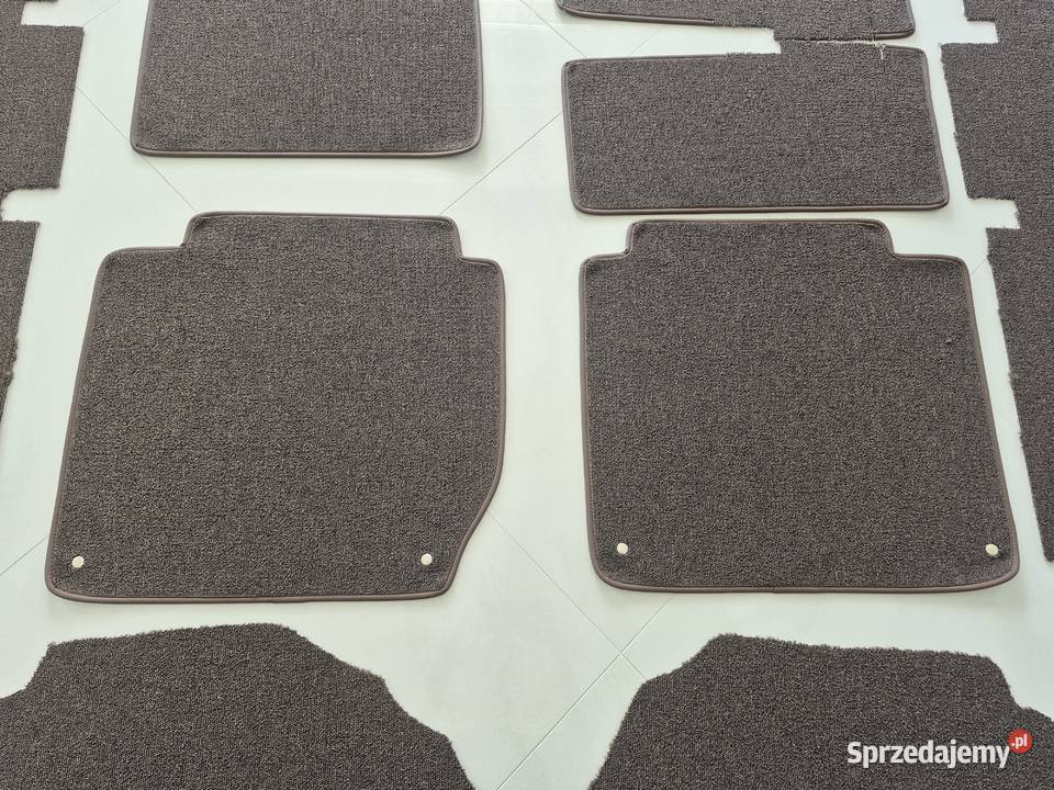 Komplet nowych dywaników wykładzin do Gdańsk