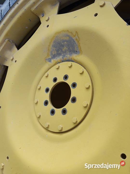 Komplet KOLA Do MIEDZYRZEDZI DEERE 27095R32 Wrząca