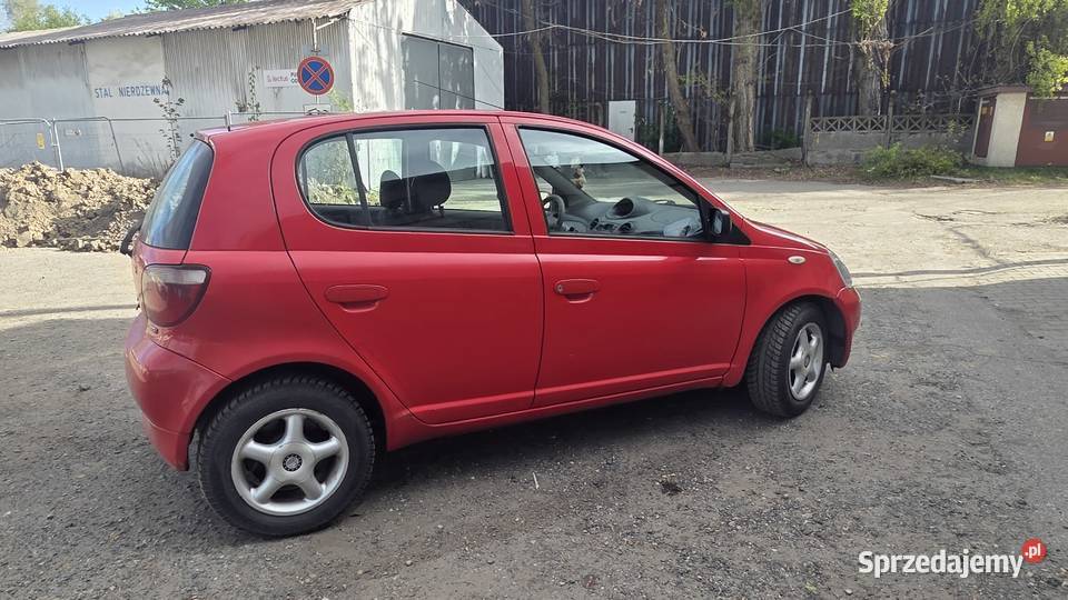 Toyota yaros 13 klima 5d Yaris