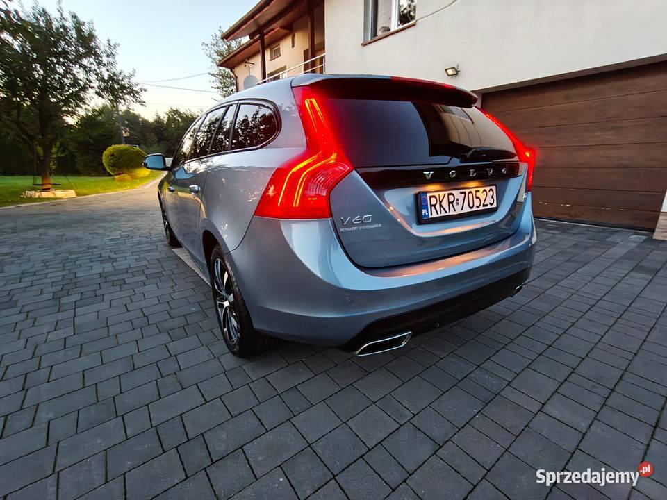 Volvo V60 20d 2000cm3 Krosno
