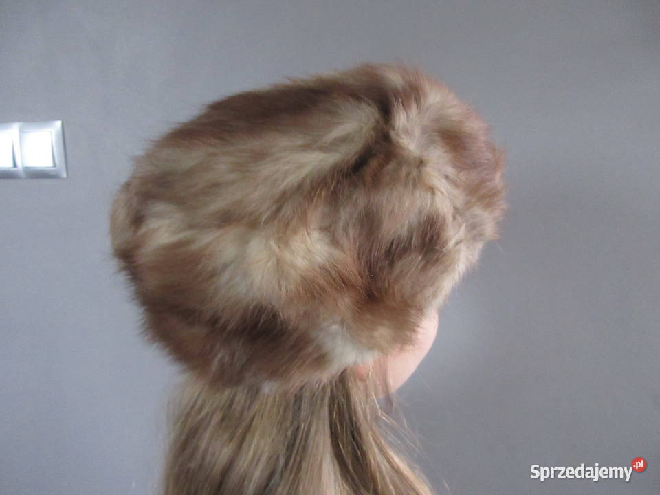 Damskie czapki z naturalnego futra vintage Słupca