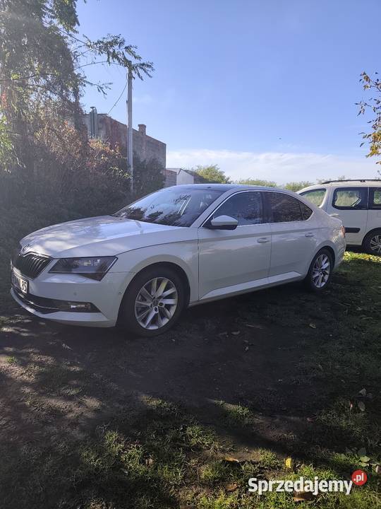 Skoda superb 16 nieuszkodzony wielkopolskie Poznań sprzedam