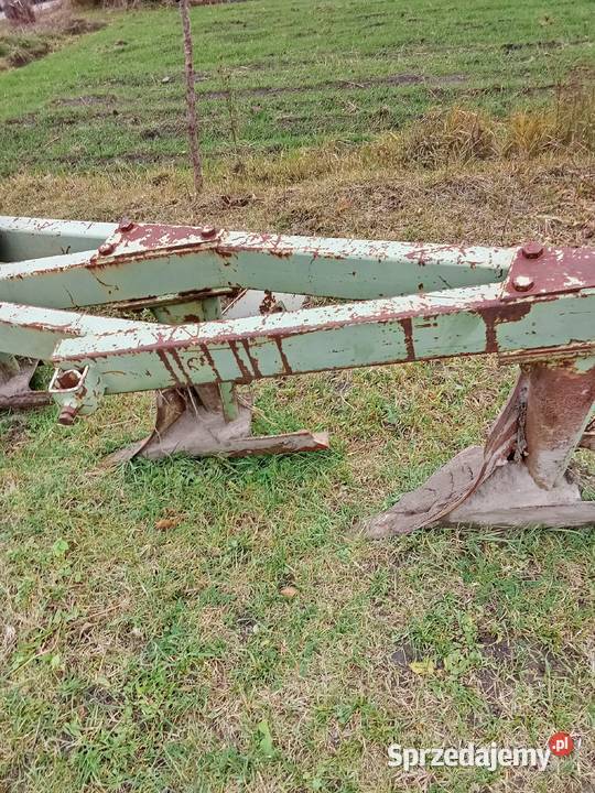 Pług pięcioskibowy Tuczna sprzedam