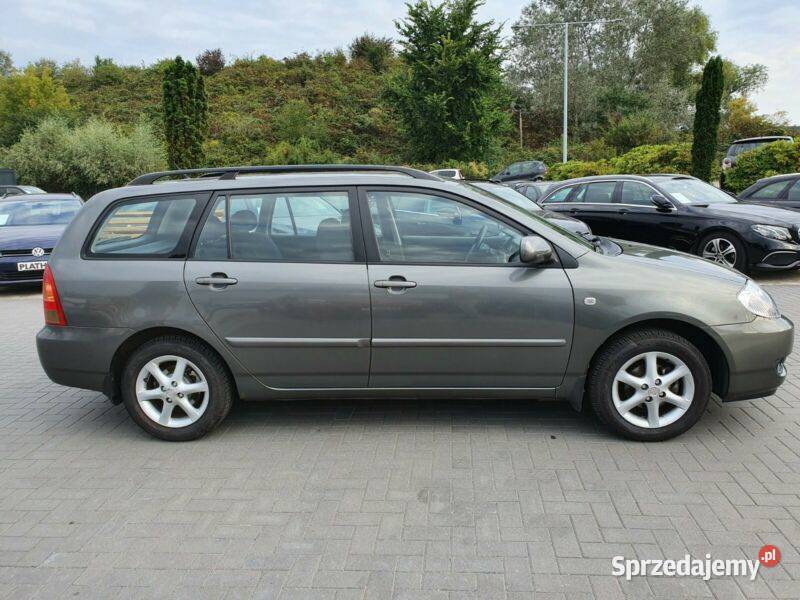 COROLLA E12 sedan drzwi praw tył bez Karoseria małopolskie sprzedam