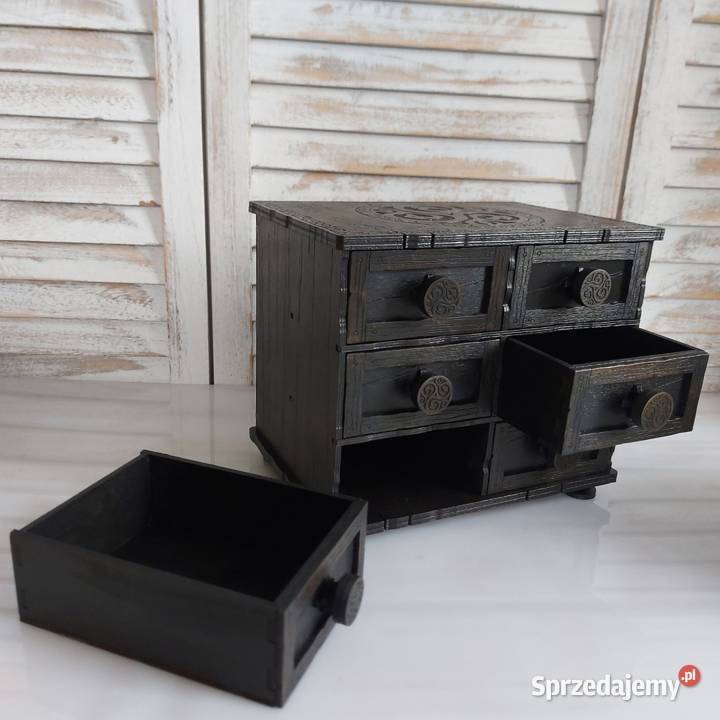 Ekskluzywna Szkatułka na Biżuterię z 6