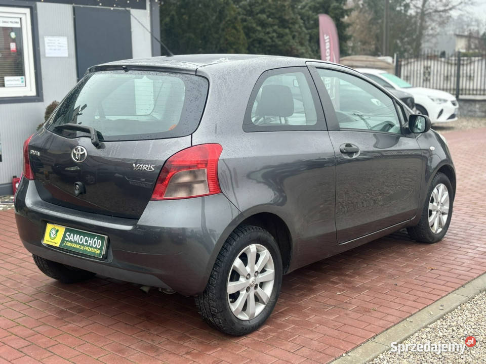 Toyota Yaris Gwarancja Salon Polska Super Stan isofix mazowieckie Sade Budy