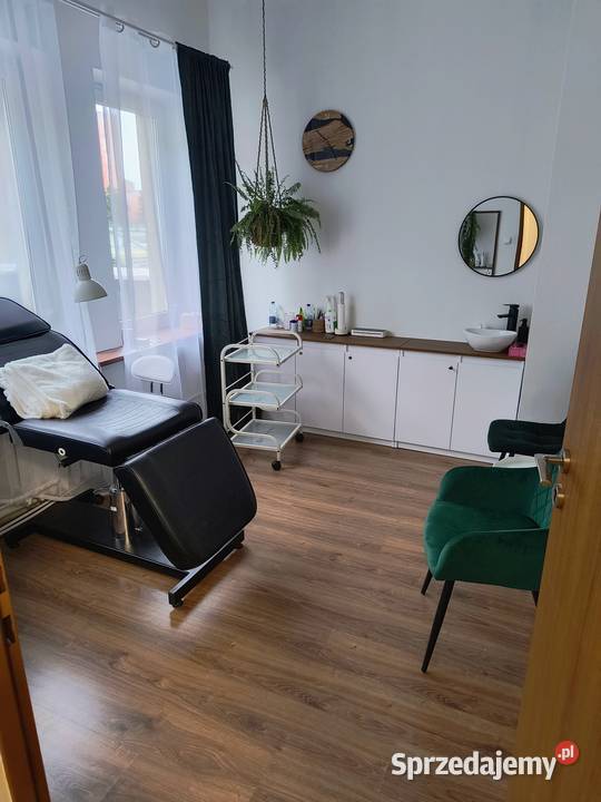 Wynajem StanowiskGabinetów branży beauty na podkarpackie Rzeszów sprzedam