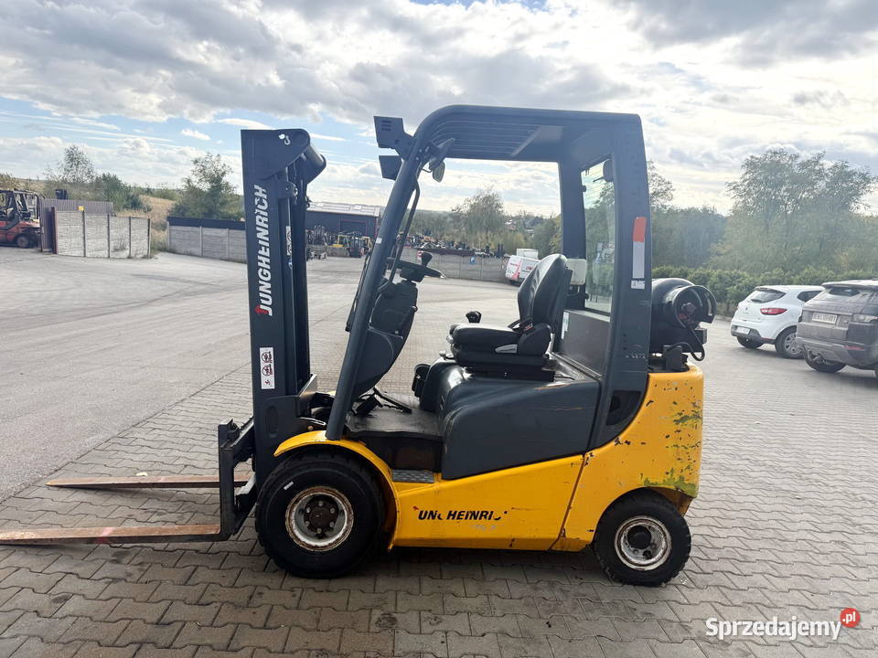 wózek widłowy JUNGHEINRCH TFG316 1600 Triplex