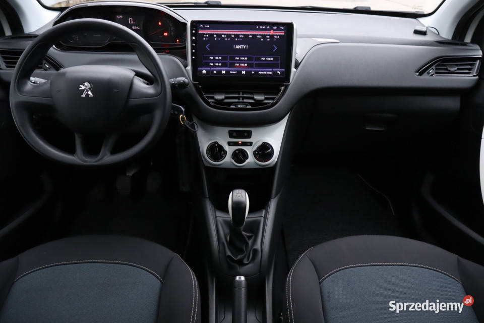 Peugeot 208 10 VTi wspomaganie kierownicy sprzedam
