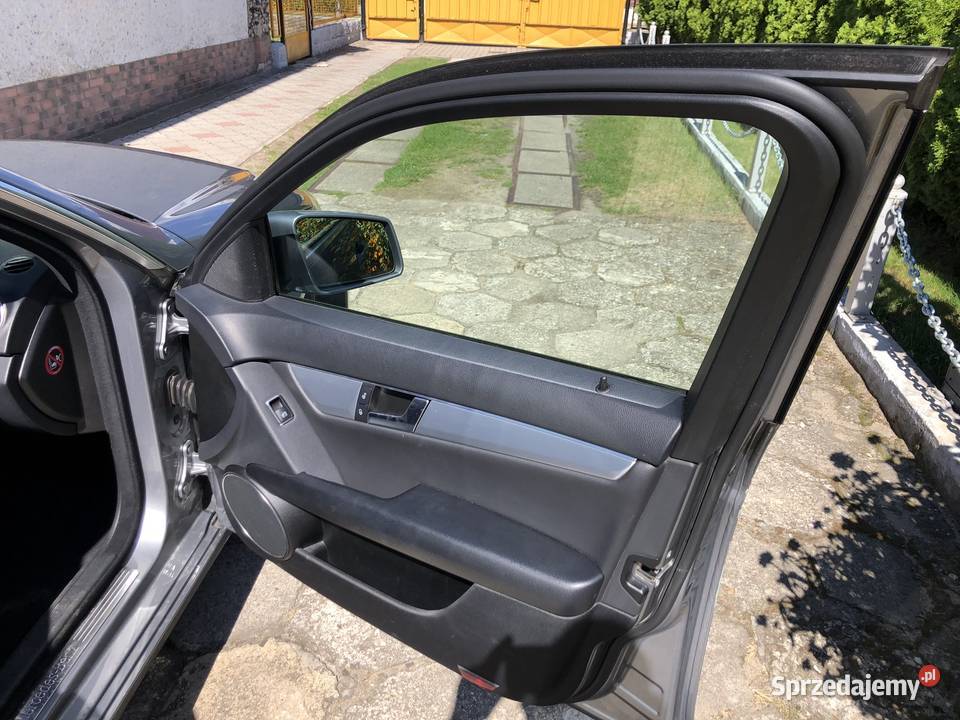 MercedesBenz C180CGI W204 118243km Laskowice