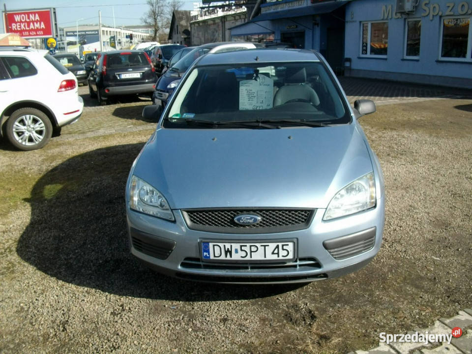 Ford Focus Automat perfekcyjny Stan16 benzyna 4/5