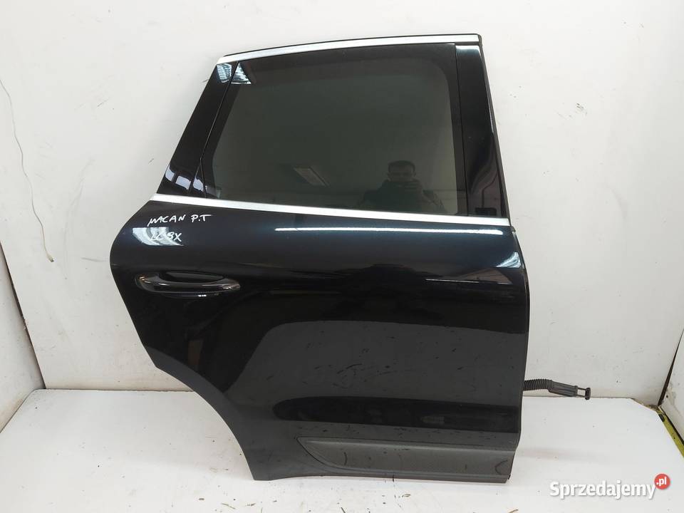 PORSCHE MACAN S 95B Drzwi tył prawe LC9X 2015 dolnośląskie