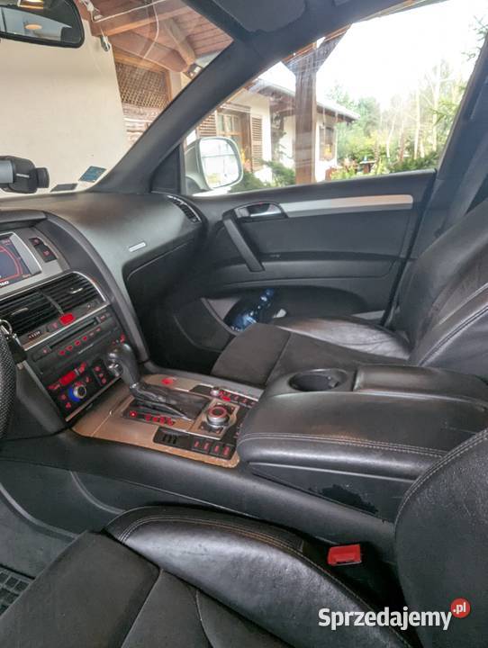 Audi Q7 super stan