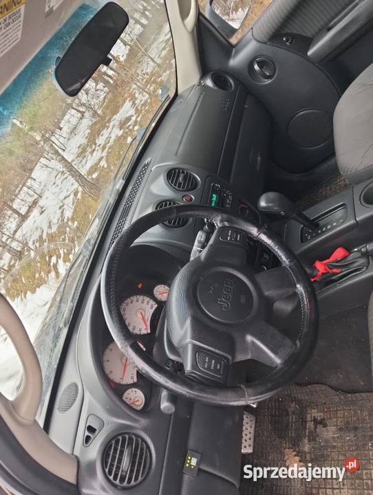 Jeep liberty 37 LPG 2035 świętokrzyskie Suchedniów