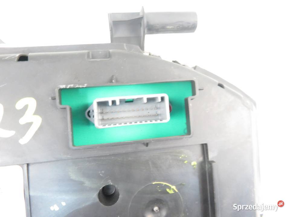 LICZNIK RENAULT CLIO III 15 dCi 68 K9K 768 Liczniki i zegary małopolskie sprzedam