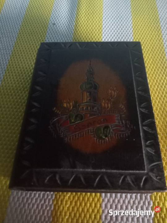 Pudełko sprzedam Borówno sprzedam