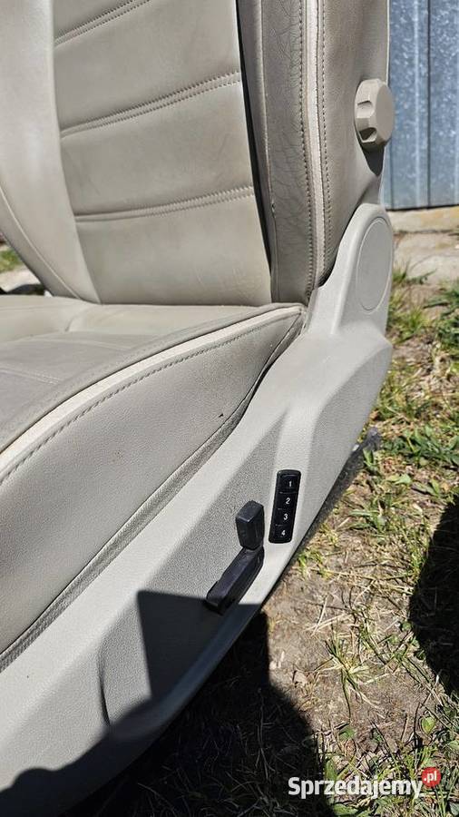 Sprzedam fotele ford mondeo mk4 zachodniopomorskie