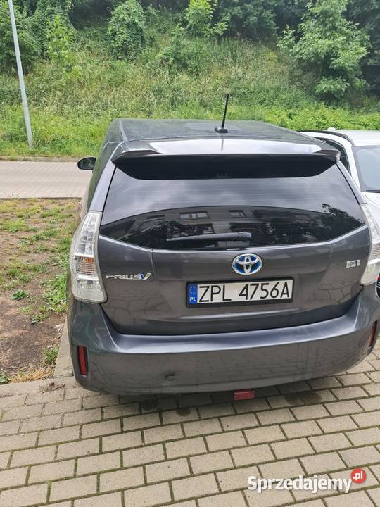 Toyota Prius V Hybrid 2012 USA sprzedam