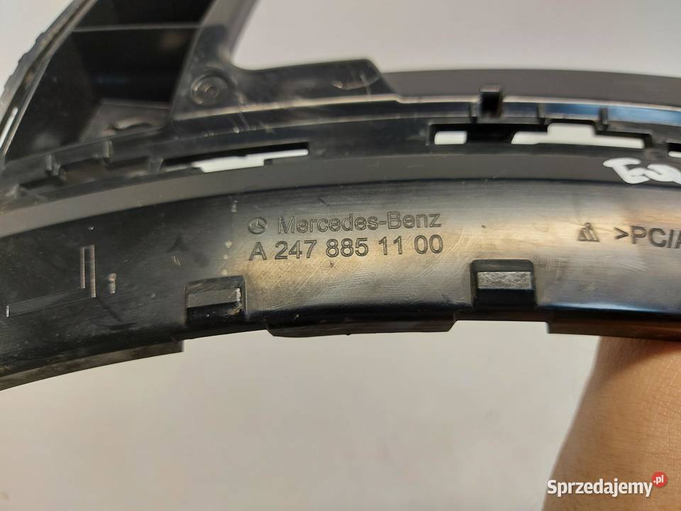 Mercedes EQA 250 W243 ŚLIZG MOCOWANIE ZDERZAKA osobowe sprzedam