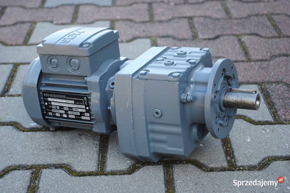 Motoreduktor kołnierzowy 018kw 10obrmin Firmy Kargowa