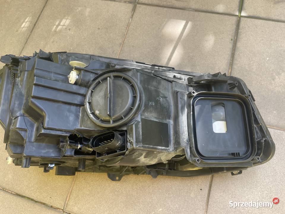 Bixenon Mercedes AW176 lewy przód Częstochowa