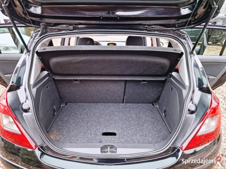 OPEL CORSA D GSI 16 TURBO BOGATE WYPOSAŻENIE Corsa Białystok
