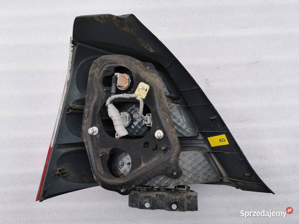 Lampa Prawy Tył Tylna Prawa Honda Civic VII HB Wyszków