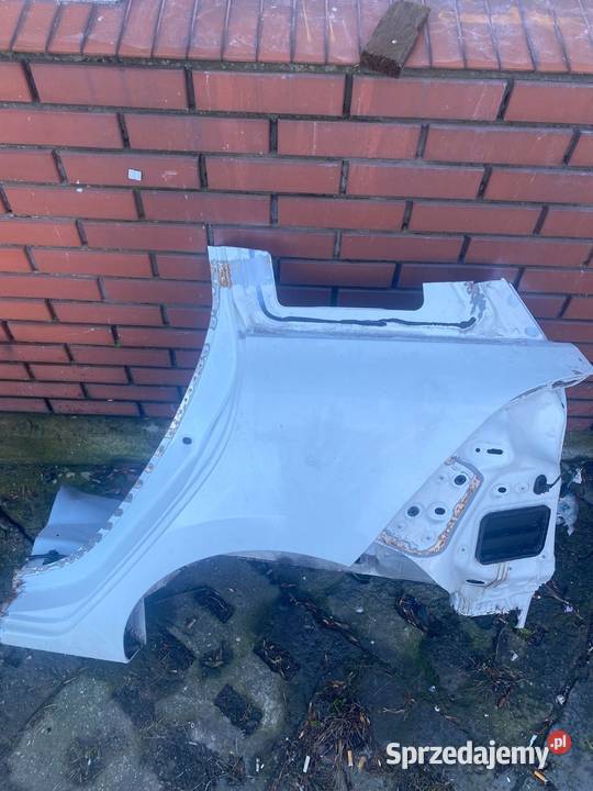 Błotnik tylny lewy do renault clio 4 combi 2017r Koluszki