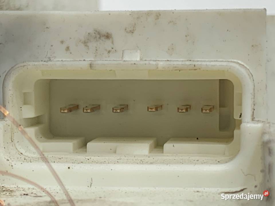 ZAMEK DRZWI PRAWY TYŁ CITROEN C4 I Hatchback osobowe sprzedam