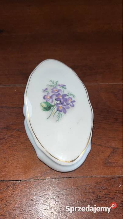 Puzderko W delikatnym kolorze ecru Z różyczką Gdańsk