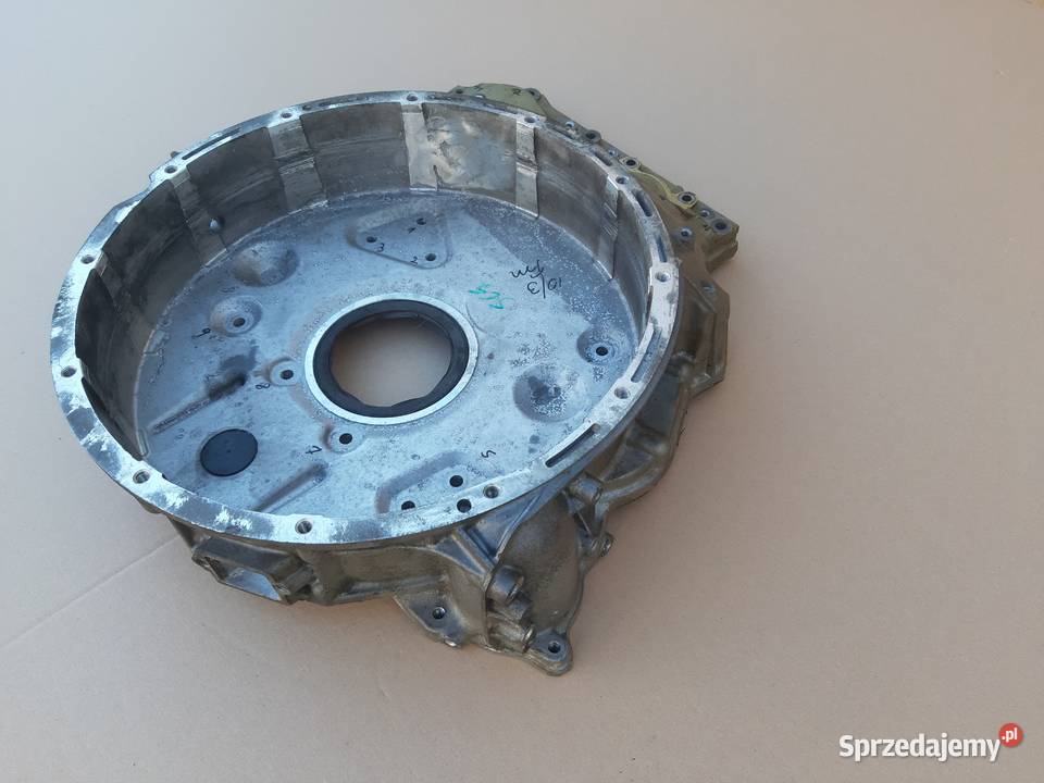 MERCEDES ATEGO AXOR DD5 OBUDOWA KOŁA ZAMACHOWEGO Trzciel