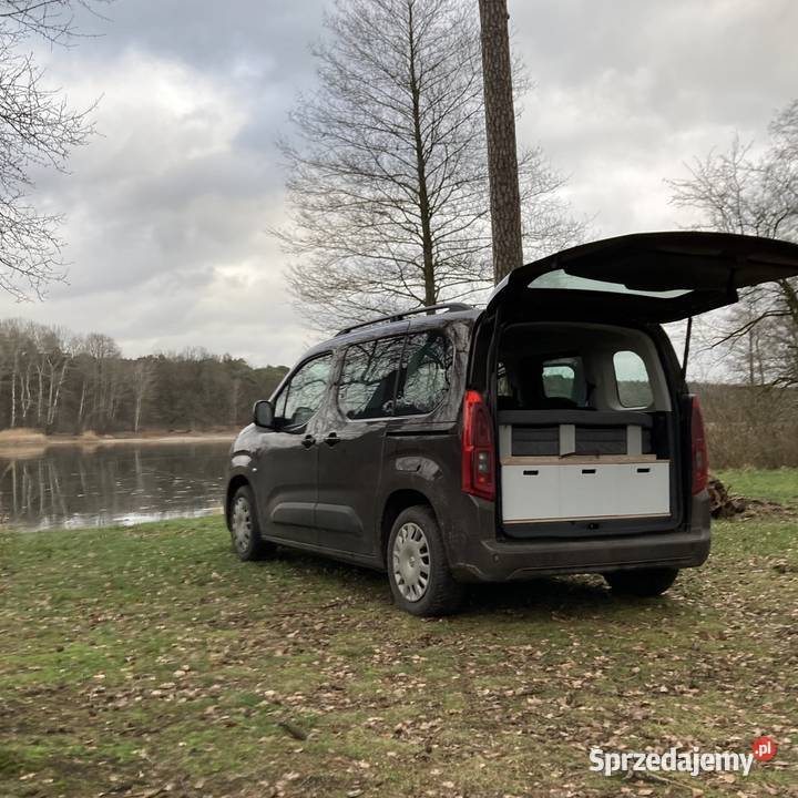 Zabudowa turystyczna kempingowa wyprawowa Opel Bydgoszcz