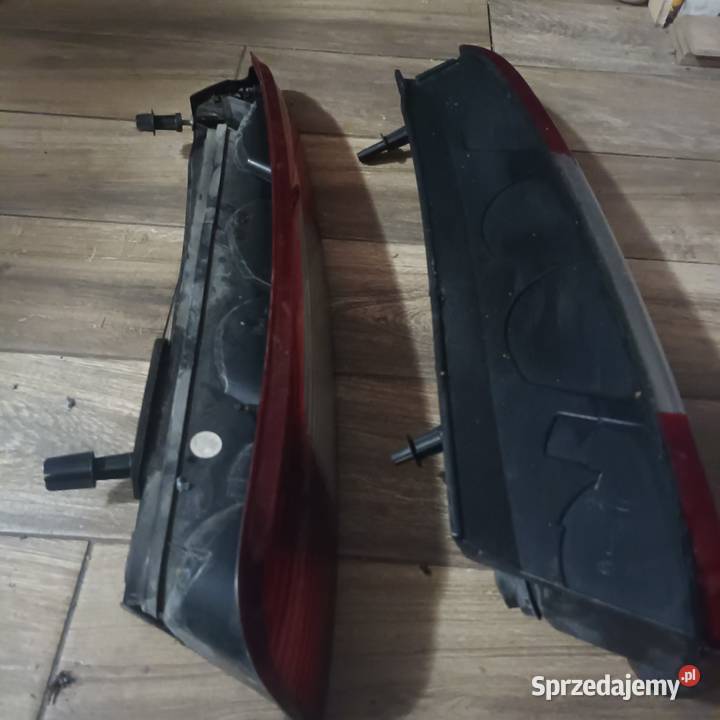 Lampy tył ford c