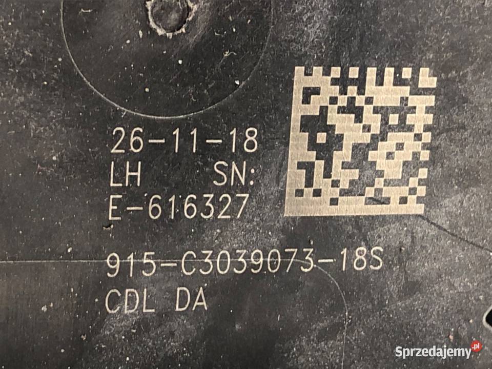 ZAMEK DRZWI LEWY TYŁ OPEL ASTRA K Hatchback osobowe sprzedam