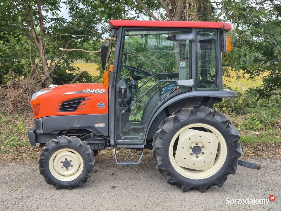 Traktorek KUBOTA T240D 24 44 Wspomaganie Napęd 4x4 Małuszyn sprzedam