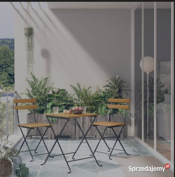 Zestaw stolik plus dwa krzesła