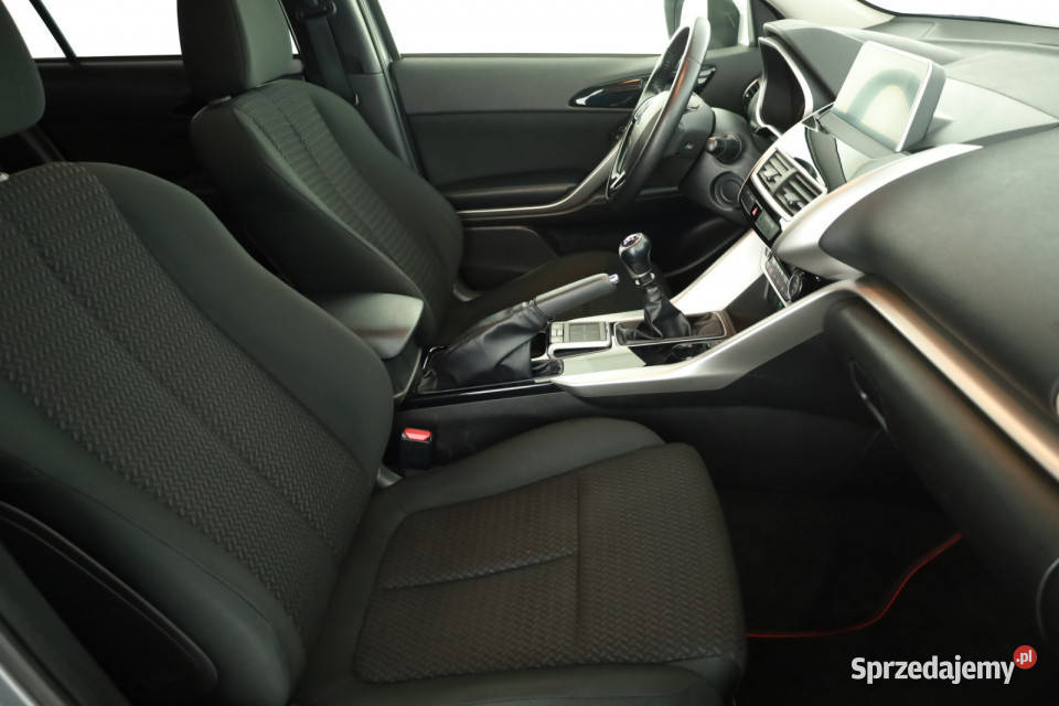 Mitsubishi Eclipse Cross 15 TMIVEC nieuszkodzony Samochody osobowe mazowieckie Piaseczno