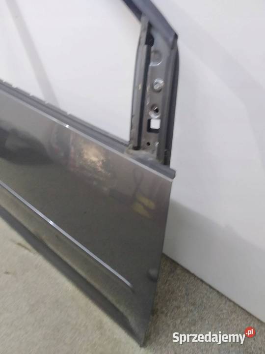 DRZWI PRAWE PRZÓD 12R LZ7L VW Volkswagen Touran sprzedam