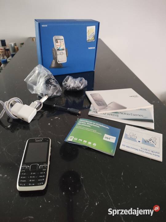 Telefon komórkowy Nokia E52 zestaw Sandomierz