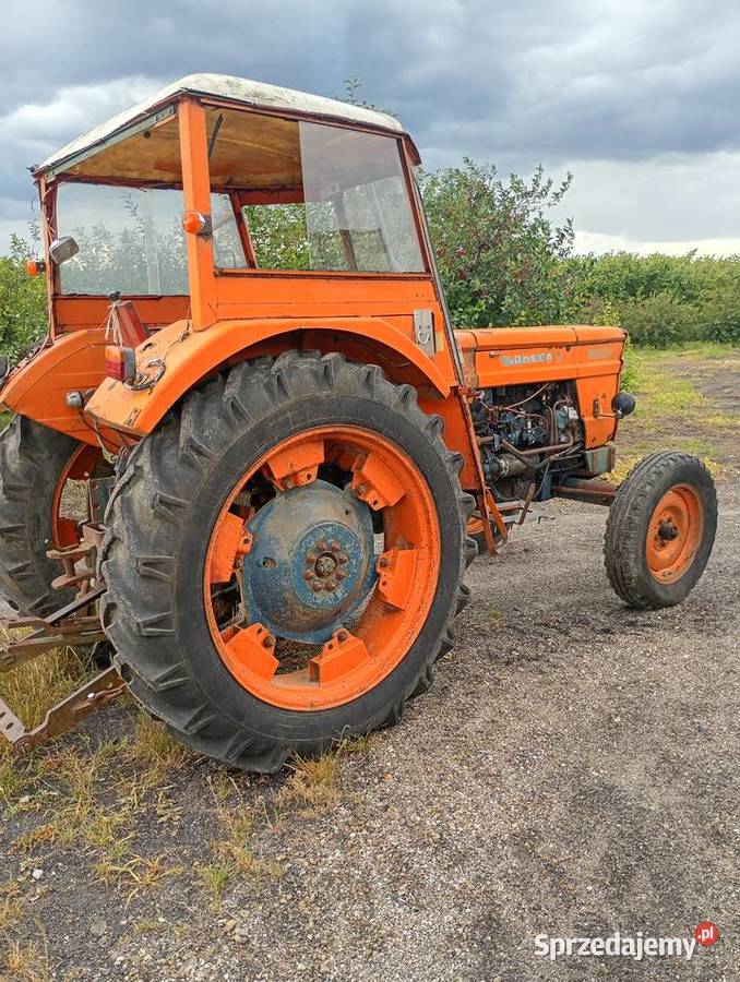Ciągnik rolniczy fiat