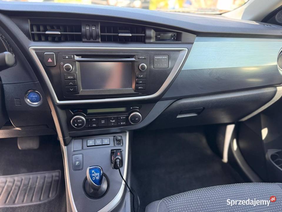 Toyota Auris hybryda 2013 automatyczna