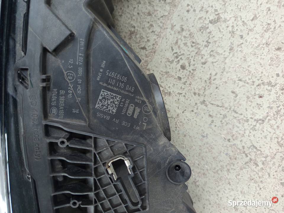 Reflektor lewy audi a3 20 roku full LED orginal osobowe podkarpackie Rzeszów