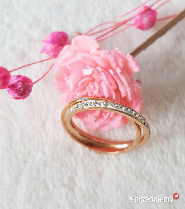Nowy pierścionek obrączka złoty kolor białe Pierścionki