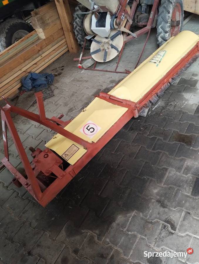 Glebogryzarka podkoronowa Maszyny rolnicze mazowieckie Jawor Solecki