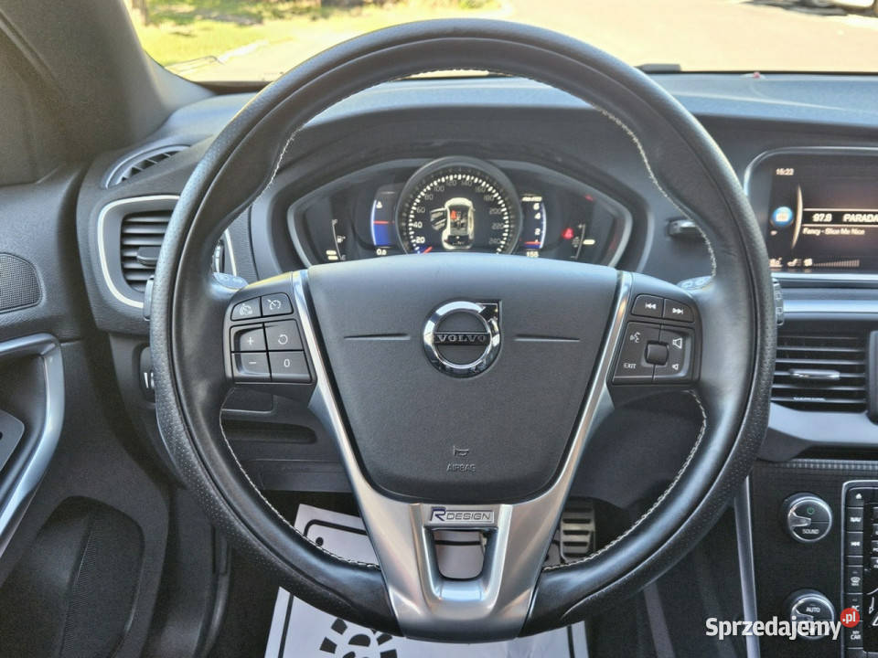 Volvo V40 20 benzyna T4 190 RDesign 100 elektryczne lusterka Opoczno