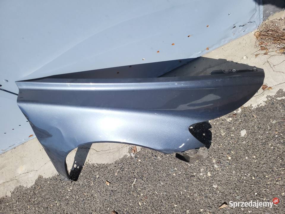 Volvo v50 2010r 45516 błotnik prawy przód śląskie Gliwice sprzedam