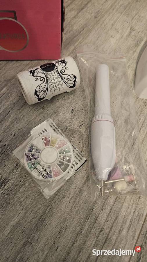 Sprzedam frezarkę i lampę do paznokci Kalisz sprzedam